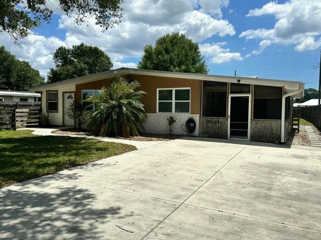 1005 NW 5th Street, Okeechobee, FL 34972