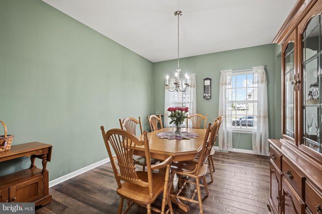 314 CARRIAGE DR, Mount Royal, NJ 08061