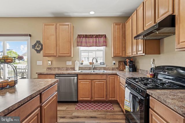 314 CARRIAGE DR, Mount Royal, NJ 08061