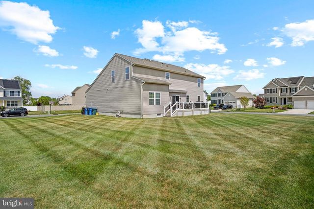 314 CARRIAGE DR, Mount Royal, NJ 08061