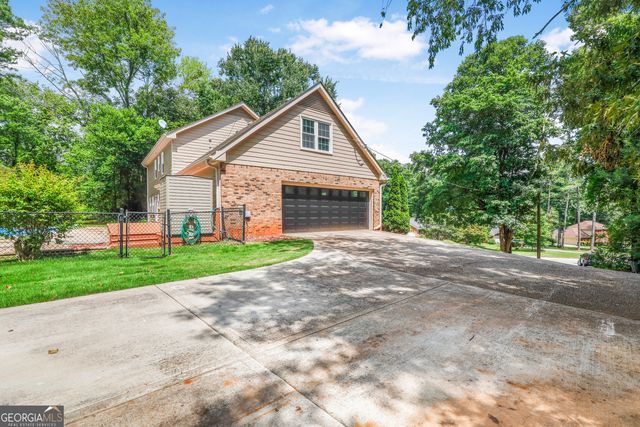 1845 York Court, Snellville, GA 30078