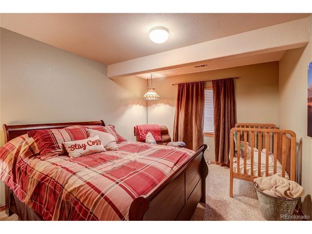 6977 Glenhunt Ln, Castle Pines, CO 80108