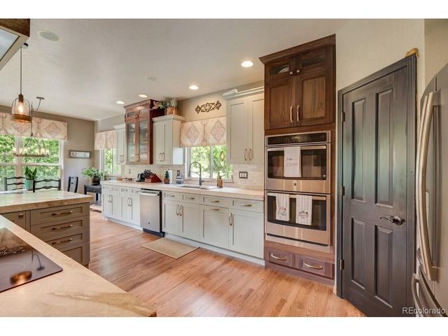 6977 Glenhunt Ln, Castle Pines, CO 80108