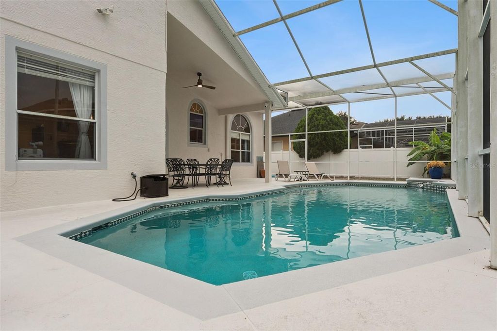 Image 44 of property listing at 8355 DIAMOND COVE CIRCLE, Orlando, FL 32836