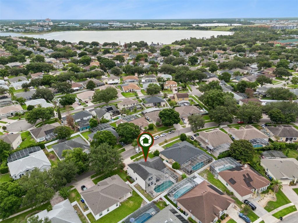 Image 55 of property listing at 8355 DIAMOND COVE CIRCLE, Orlando, FL 32836