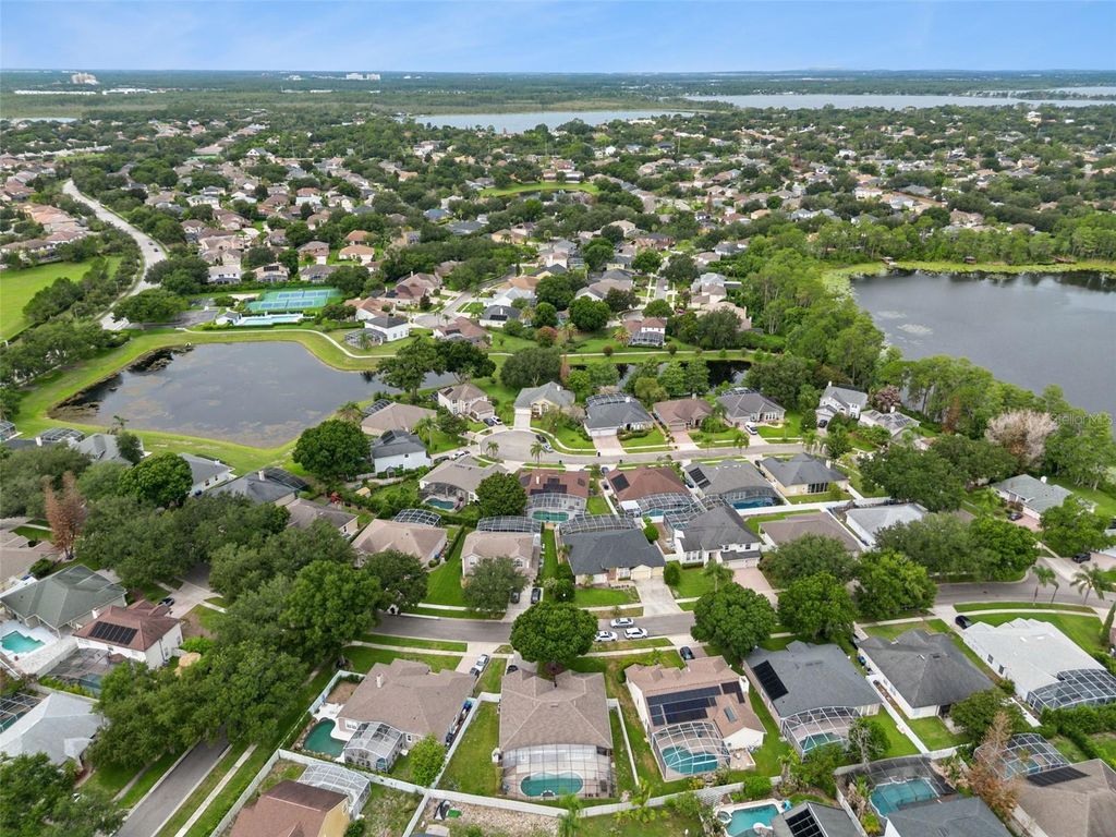 Image 59 of property listing at 8355 DIAMOND COVE CIRCLE, Orlando, FL 32836