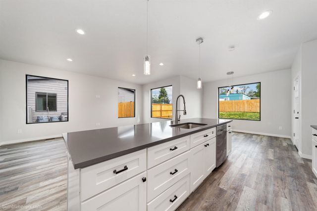 13527 W 12th Ave, Airway Heights, WA 99001