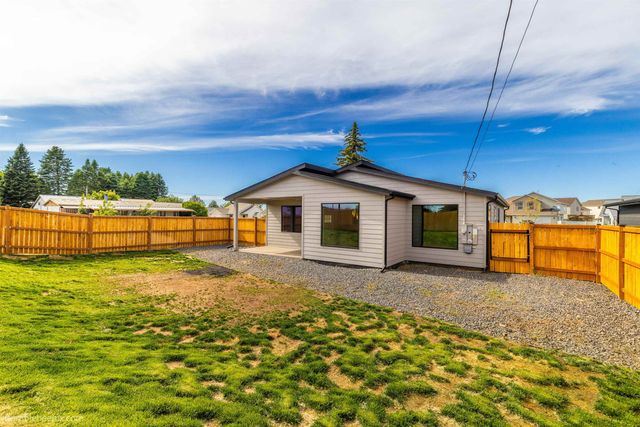 13527 W 12th Ave, Airway Heights, WA 99001