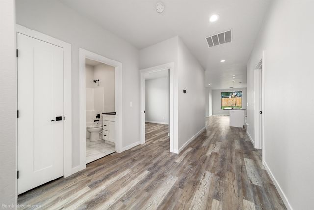 13527 W 12th Ave, Airway Heights, WA 99001