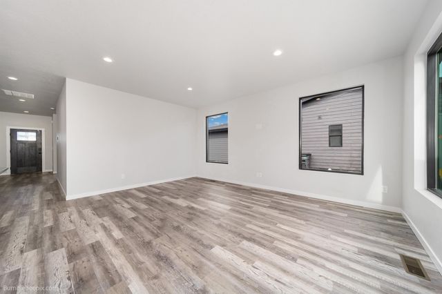 13527 W 12th Ave, Airway Heights, WA 99001