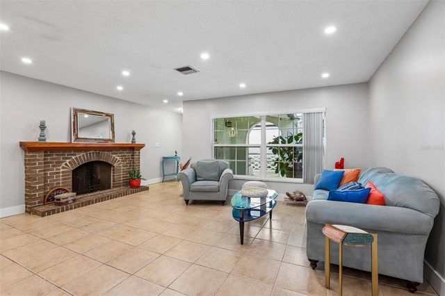 7699 92ND STREET, Seminole, FL 33777