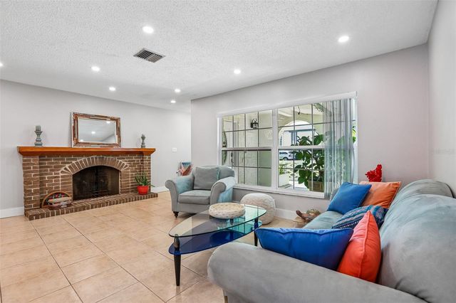 7699 92ND STREET, Seminole, FL 33777
