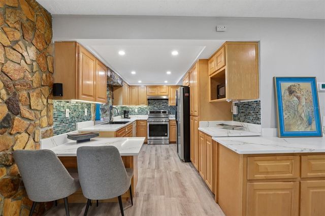7699 92ND STREET, Seminole, FL 33777