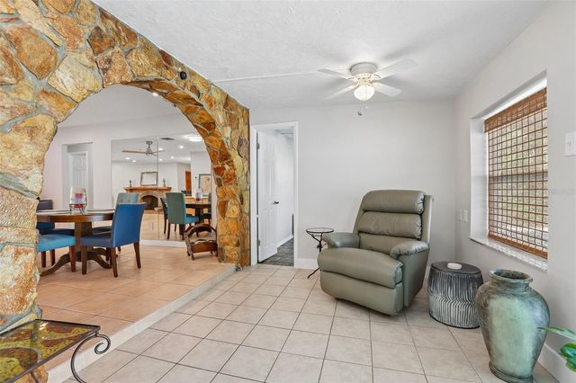 7699 92ND STREET, Seminole, FL 33777