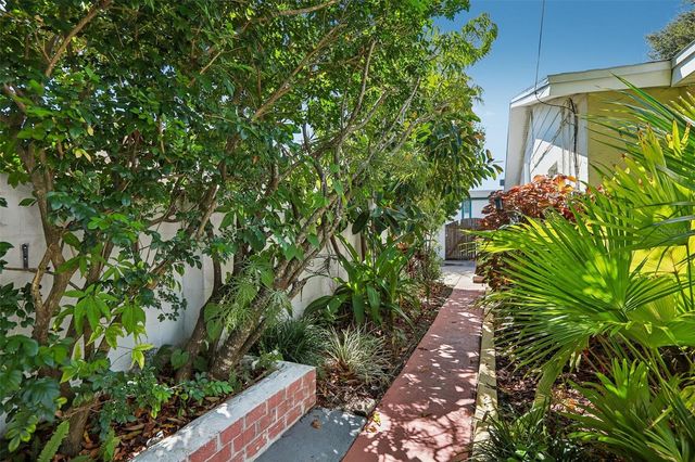 7699 92ND STREET, Seminole, FL 33777