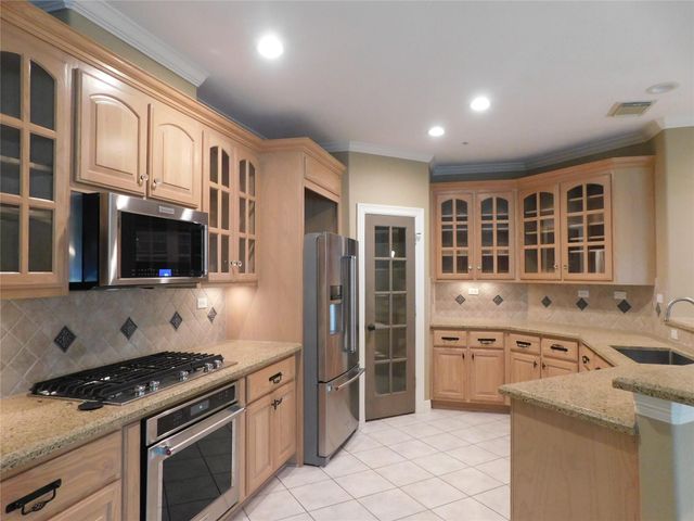 4333 Lake Run Drive, Missouri City, TX 77459