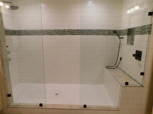 4333 Lake Run Drive, Missouri City, TX 77459