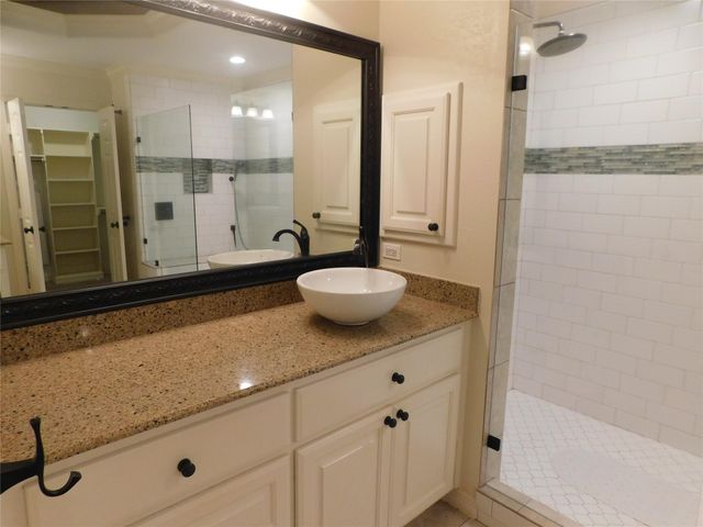 4333 Lake Run Drive, Missouri City, TX 77459