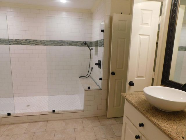 4333 Lake Run Drive, Missouri City, TX 77459