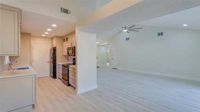 2074 SHADOW PINE DRIVE, Brandon, FL 33511