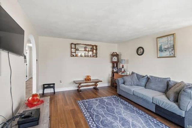 49 Highland Avenue, Johnston, RI 02929