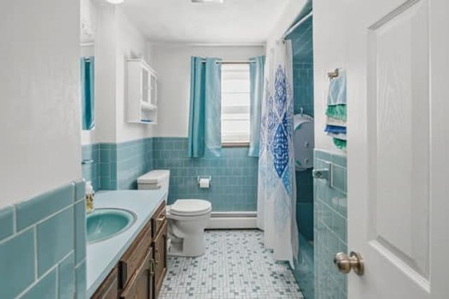 49 Highland Avenue, Johnston, RI 02929