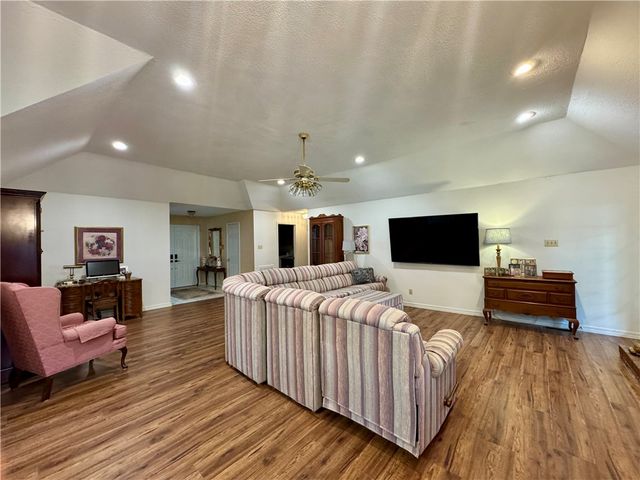 312 State Street, Dardanelle, AR 72834