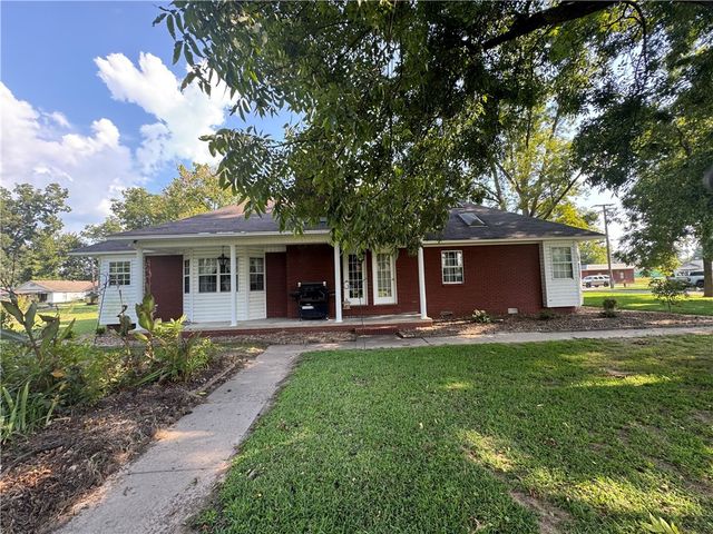 312 State Street, Dardanelle, AR 72834