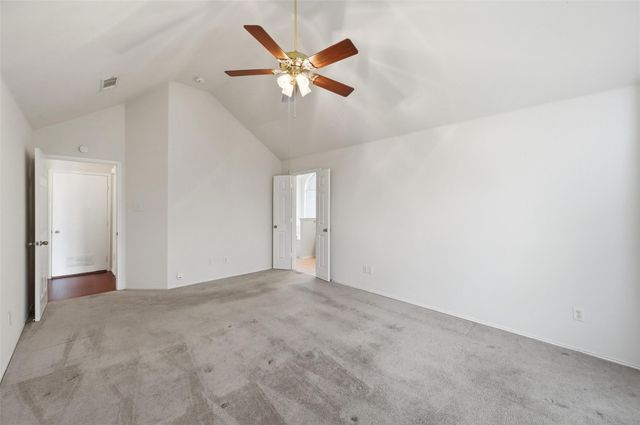 605 Kingfisher Lane, Arlington, TX 76002