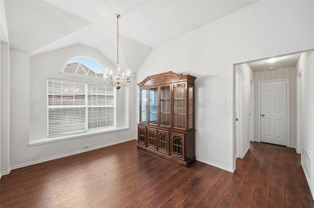 605 Kingfisher Lane, Arlington, TX 76002