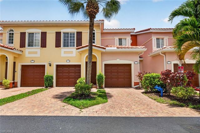 20341 Estero Gardens CIR 104, Estero, FL 33928