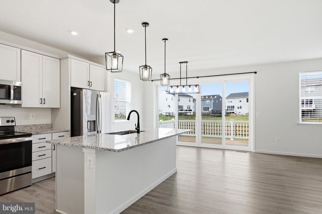 6361 BOBCAT LN, King George, VA 22485