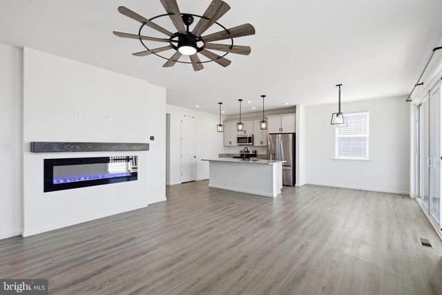6361 BOBCAT LN, King George, VA 22485