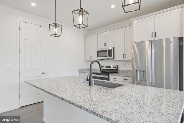 6361 BOBCAT LN, King George, VA 22485