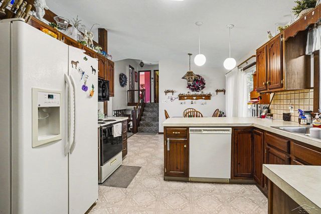 177 N Cotter Road, Essexville, MI 48732