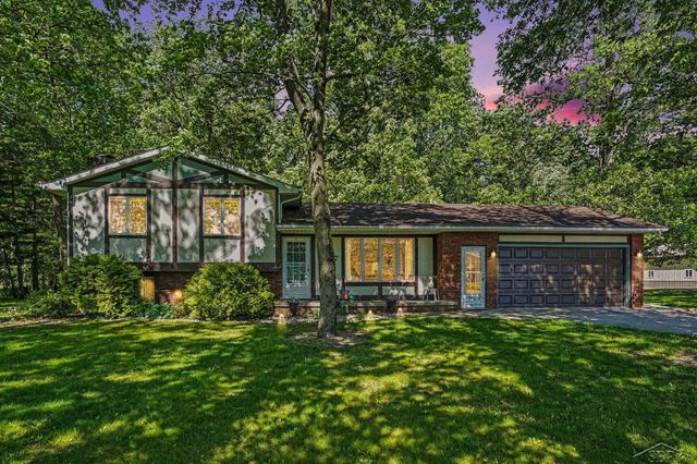 177 N Cotter Road, Essexville, MI 48732