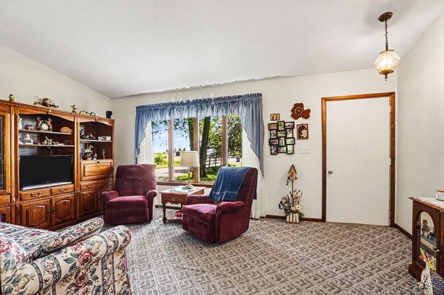 177 N Cotter Road, Essexville, MI 48732