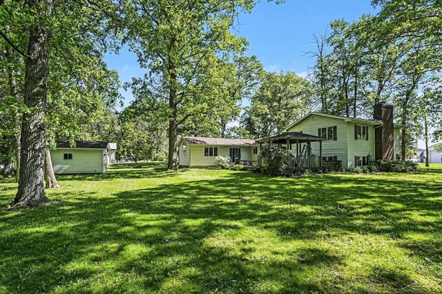 177 N Cotter Road, Essexville, MI 48732