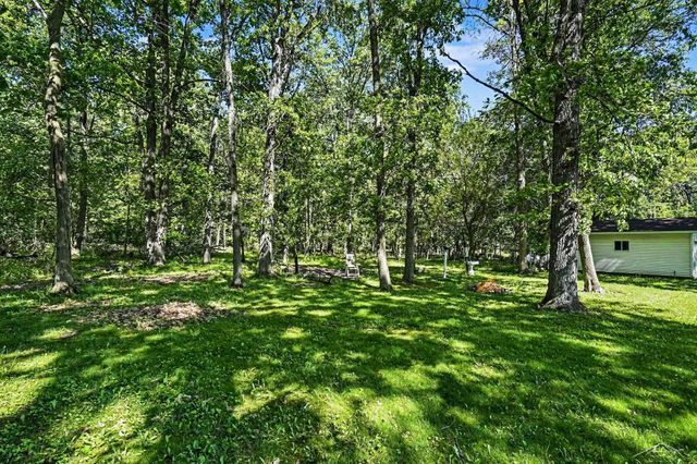 177 N Cotter Road, Essexville, MI 48732