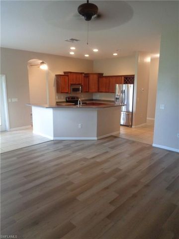 2463 Nature Pointe LOOP, Fort Myers, FL 33905