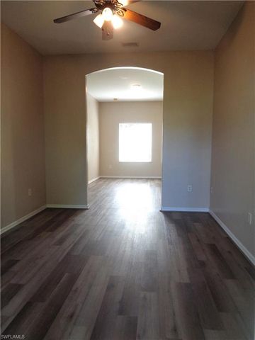 2463 Nature Pointe LOOP, Fort Myers, FL 33905
