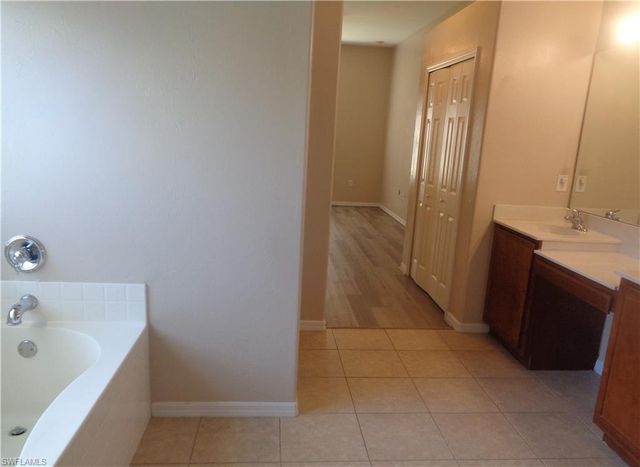 2463 Nature Pointe LOOP, Fort Myers, FL 33905