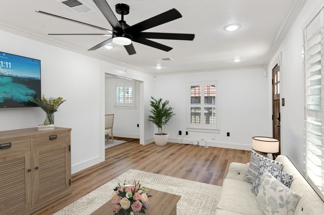 3459 Palacios Avenue, Dallas, TX 75212