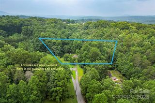 5526 Harris Farm Road, Hickory, NC 28602
