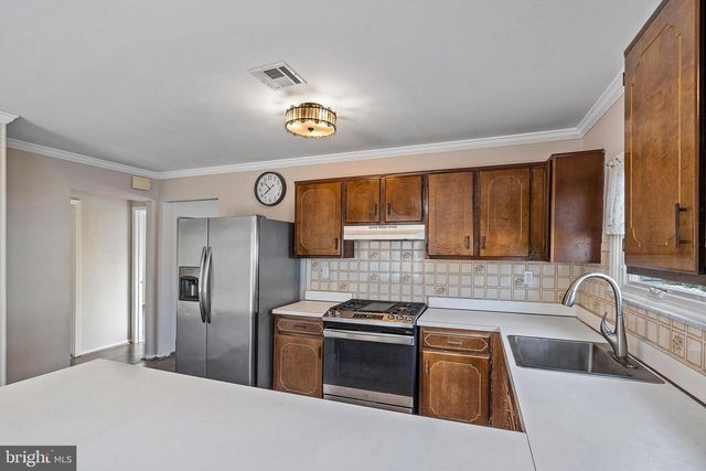 205 BONAIRE DR, Toms River, NJ 08757