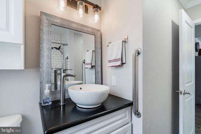 205 BONAIRE DR, Toms River, NJ 08757