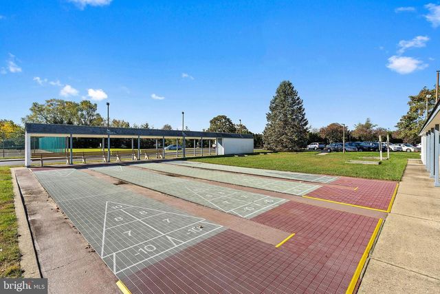 205 BONAIRE DR, Toms River, NJ 08757