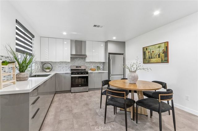 14235 Burton, Panorama City, CA 91402