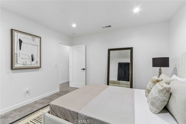 14235 Burton, Panorama City, CA 91402