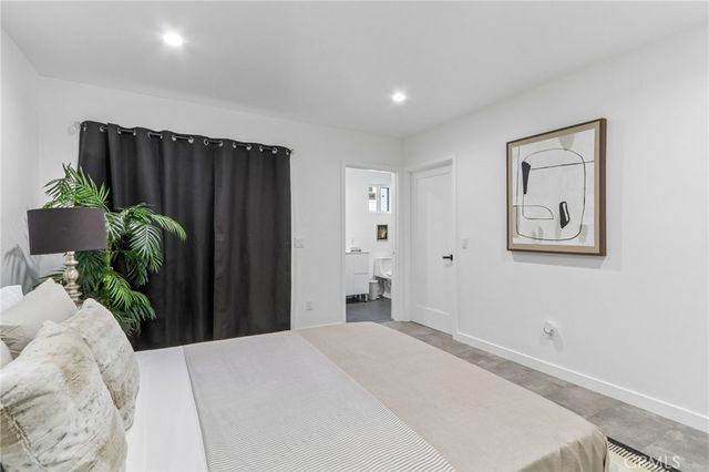 14235 Burton, Panorama City, CA 91402